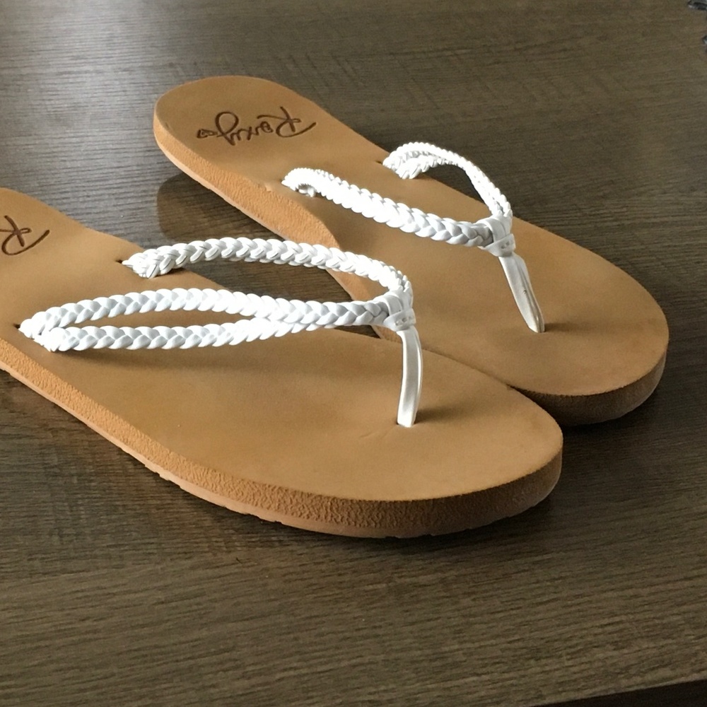 Roxy Women’s Costas Flipflop Sandal Size 7